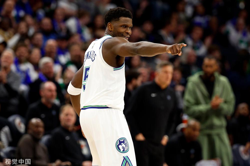 更是坐拥多 更是坐拥多