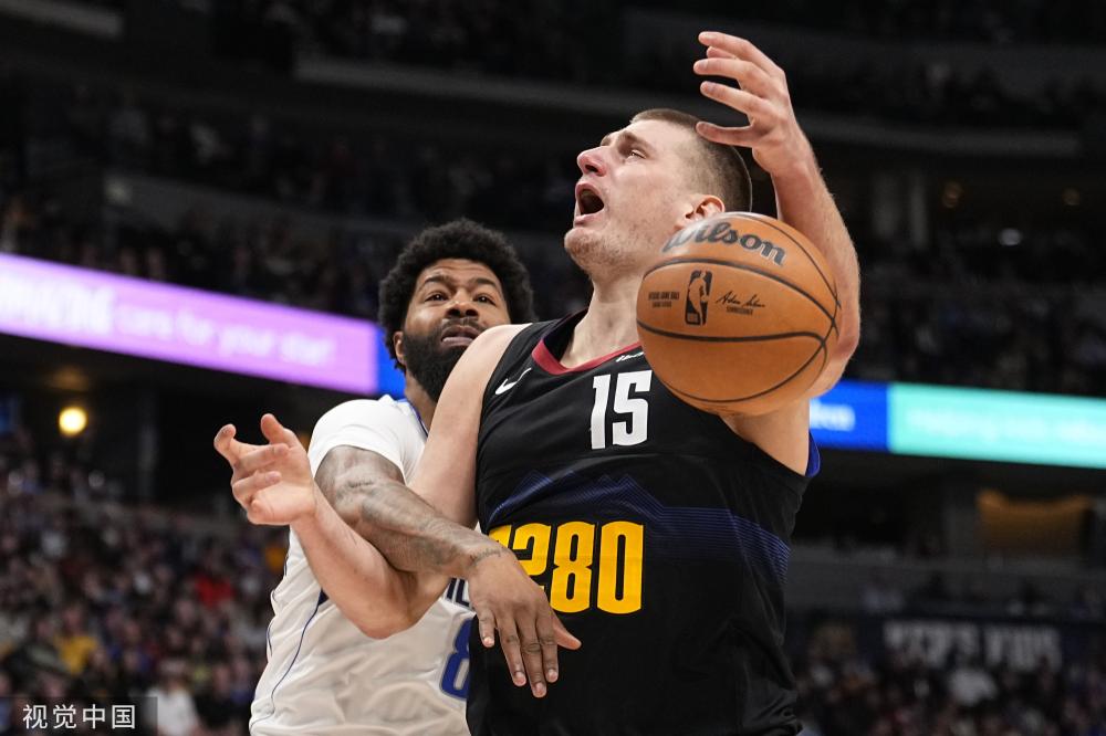 显得尤为突 显得尤为突