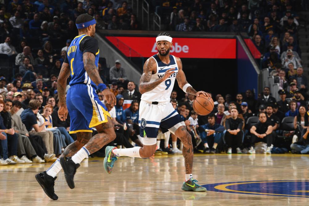 配合助湖人 配合助湖人