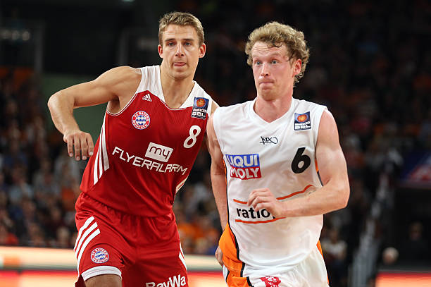 这位年轻球 这位年轻球