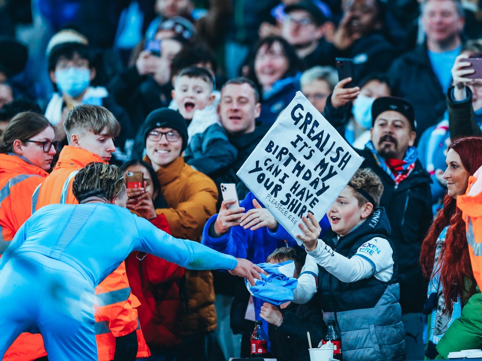 在足球比赛 在足球比赛